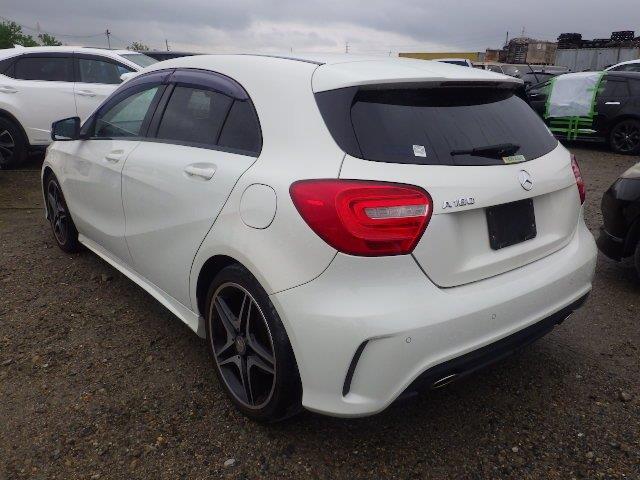 MERCEDES BENZ A CLASS 2014/10