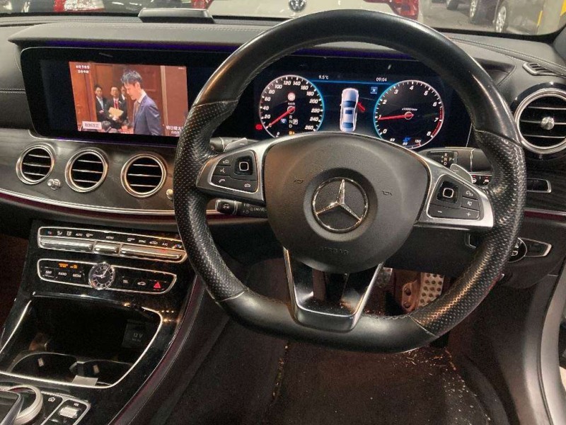 MERCEDES BENZ E CLASS 2018/2