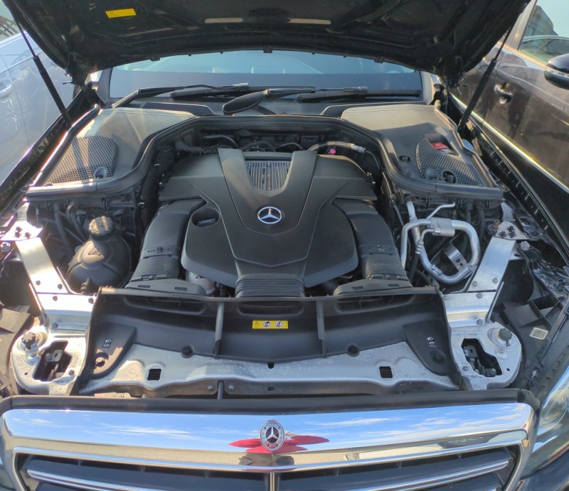 MERCEDES BENZ E CLASS 2018/1