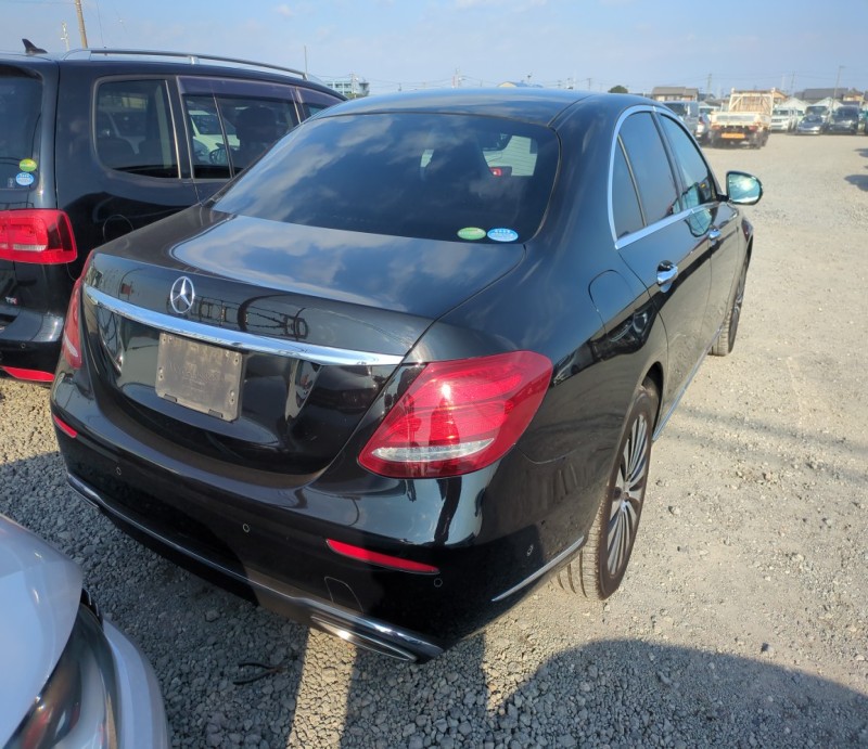 MERCEDES BENZ E CLASS 2018/1