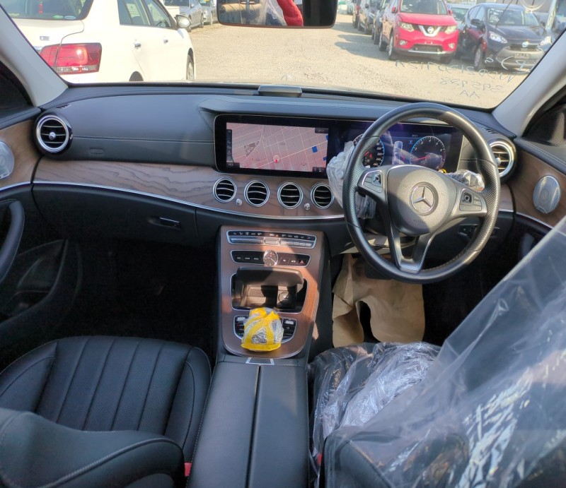 MERCEDES BENZ E CLASS 2018/1