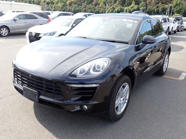 PORSCHE MACAN 2018/12