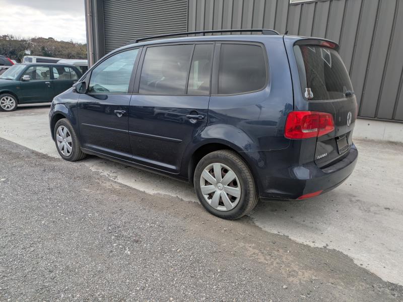 VOLKSWAGEN GOLF TOURAN 2011/5
