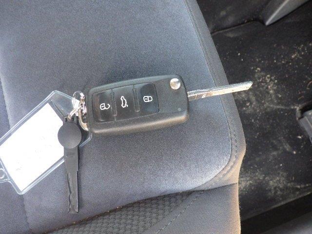 VOLKSWAGEN GOLF TOURAN 2011/10