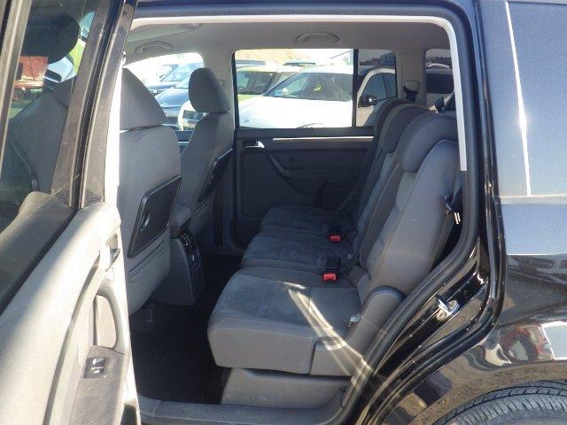 VOLKSWAGEN GOLF TOURAN 2011/10