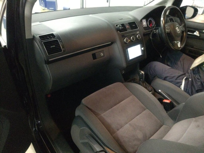 VOLKSWAGEN GOLF TOURAN 2013/8