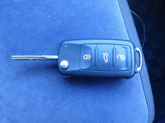 VOLKSWAGEN GOLF TOURAN 2014/7