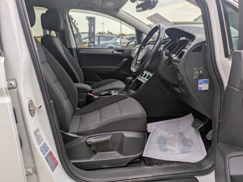 VOLKSWAGEN GOLF TOURAN 2020/9