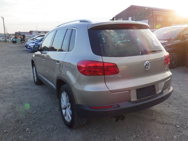 VOLKSWAGEN TIGUAN 2014/9