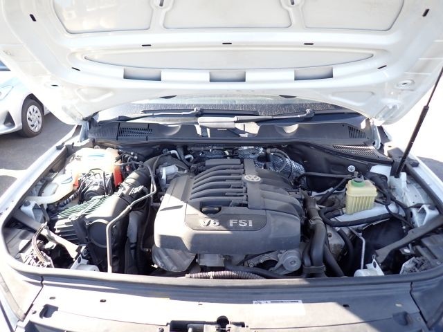 VOLKSWAGEN TOUAREG 2014/7