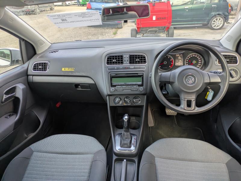 VOLKSWAGEN POLO 2011/1
