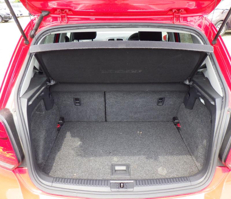 VOLKSWAGEN POLO 2013/10
