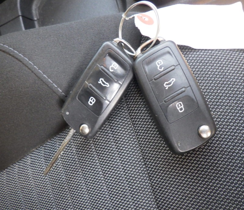 VOLKSWAGEN POLO 2013/9