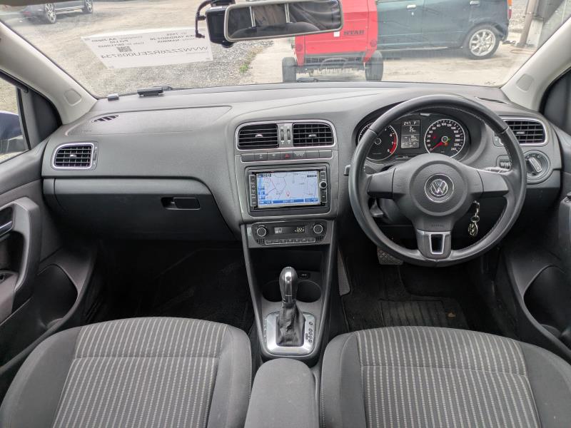 VOLKSWAGEN POLO 2013/10