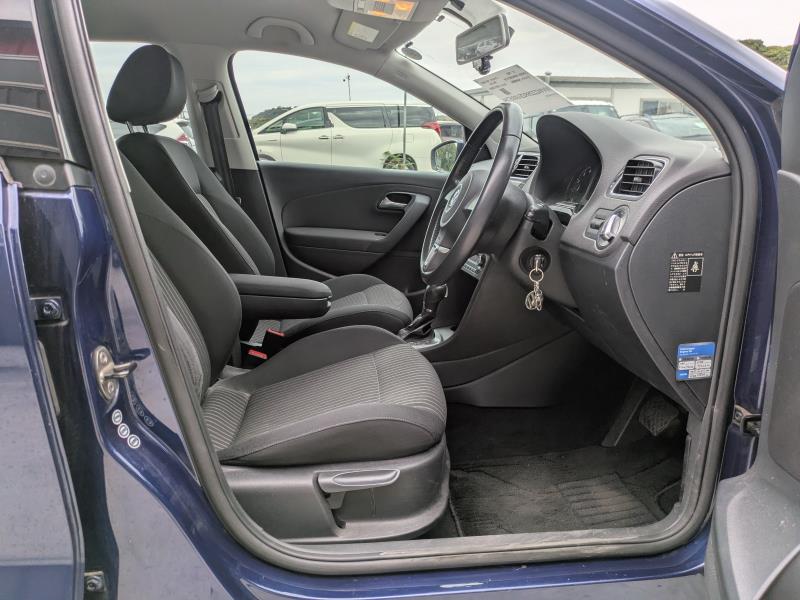 VOLKSWAGEN POLO 2013/10