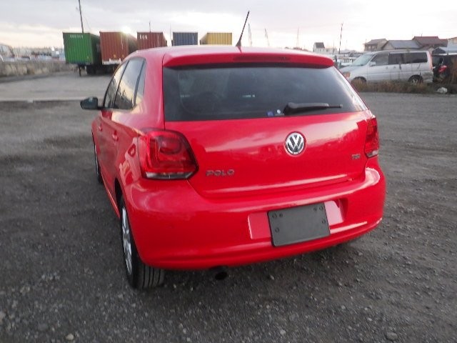 VOLKSWAGEN POLO 2014/6