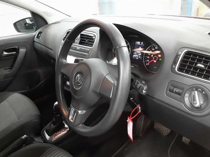 VOLKSWAGEN POLO 2014/6