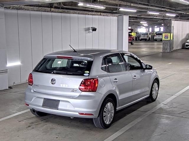 VOLKSWAGEN POLO 2014/10