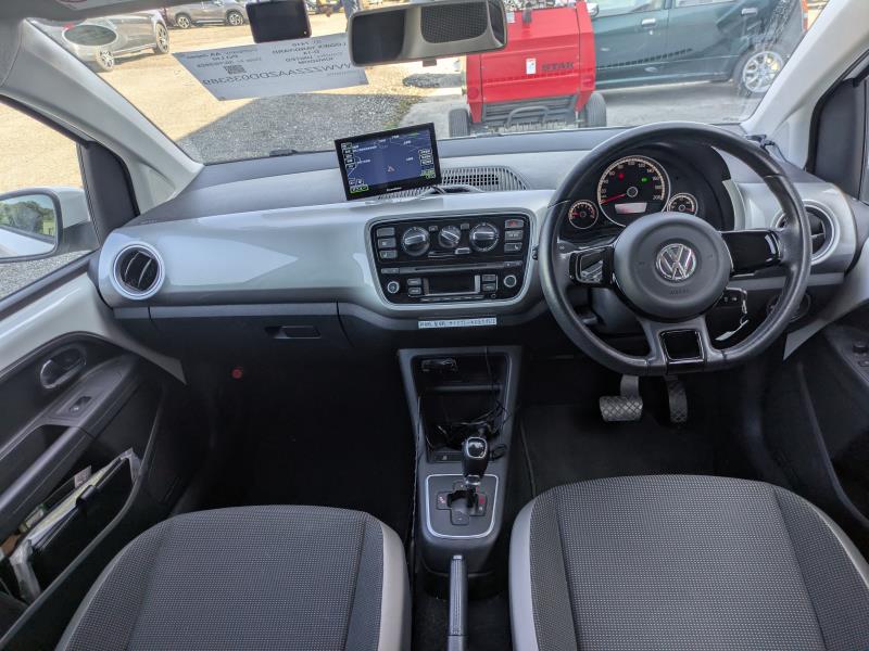VOLKSWAGEN UP 2012/10