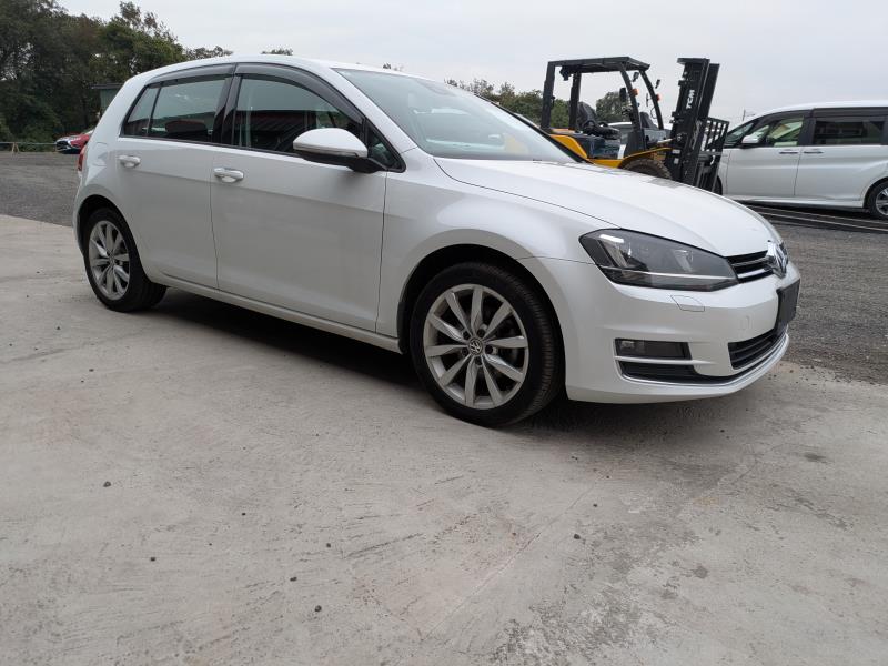 VOLKSWAGEN GOLF 2015/3