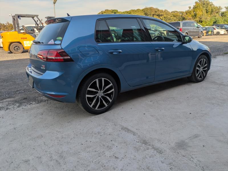 VOLKSWAGEN GOLF 2016/11