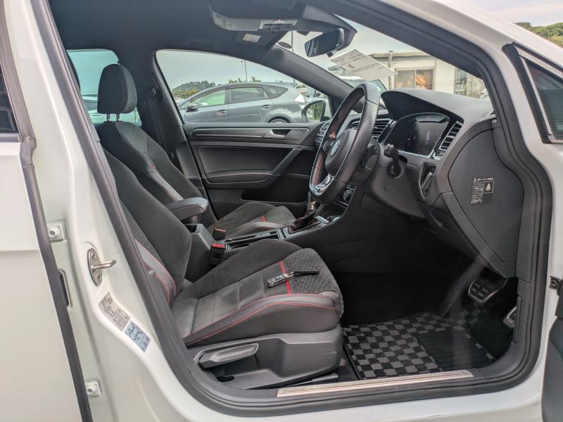 VOLKSWAGEN GOLF GTI 2017/11