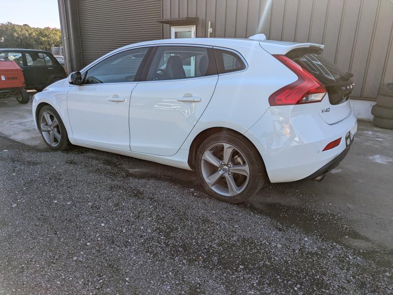VOLVO V40 2013/10