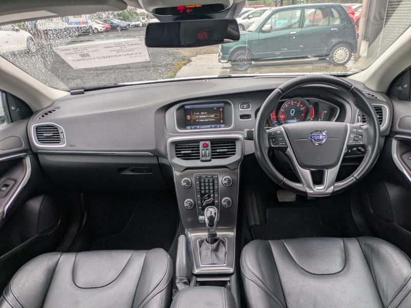 VOLVO V40 2014/9