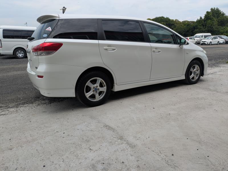 TOYOTA WISH 2010/7