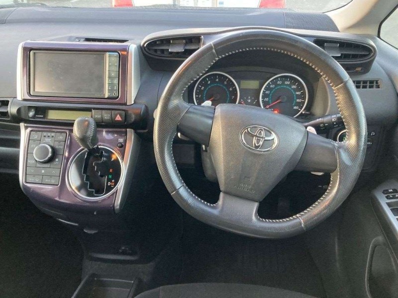 TOYOTA WISH 2010/12