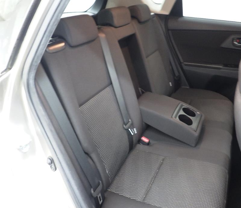 TOYOTA AURIS 2012/4
