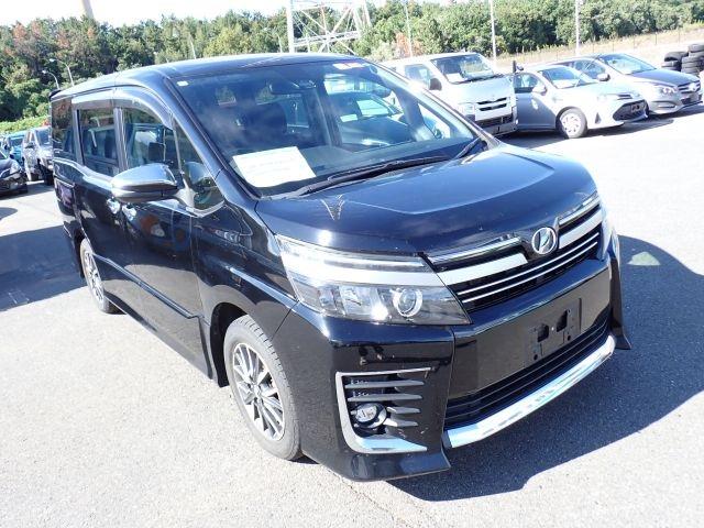 TOYOTA VOXY 2016/9