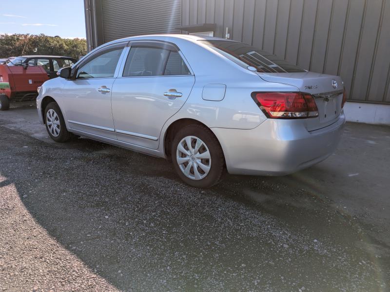 TOYOTA PREMIO 2020/10