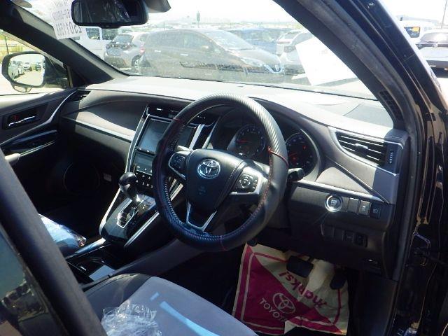 TOYOTA HARRIER 2016/9