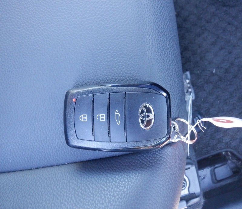 TOYOTA COROLLA CROSS 2024/1