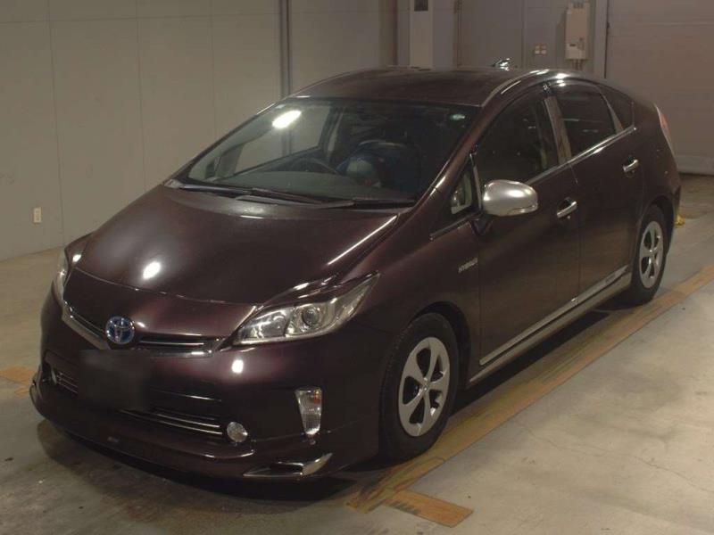 TOYOTA PRIUS 2015/6