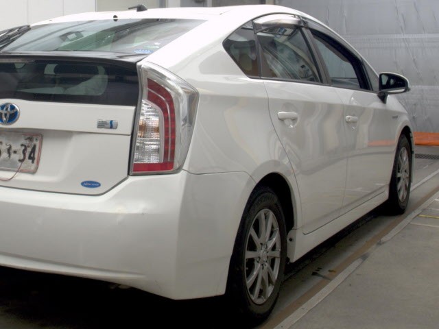 TOYOTA PRIUS 2015/8