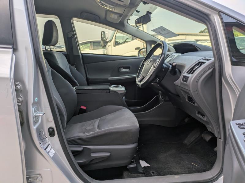 TOYOTA PRIUS ALPHA 2014/10