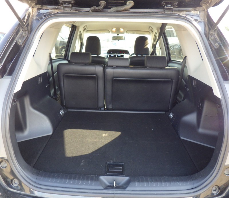 TOYOTA PRIUS ALPHA 2015/4