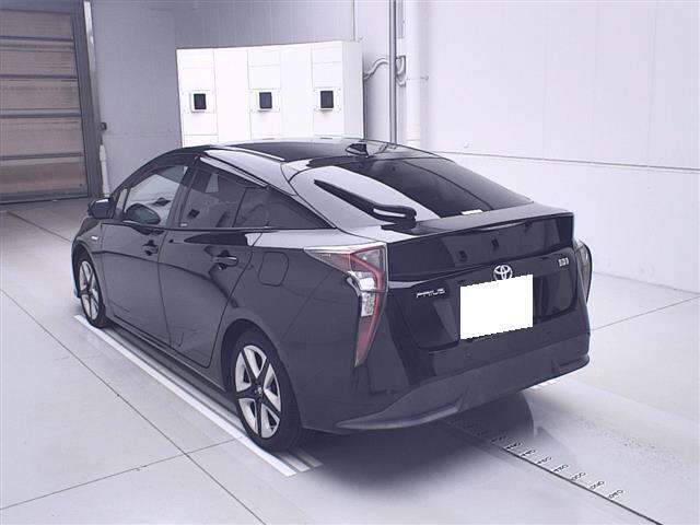 TOYOTA PRIUS 2017/1