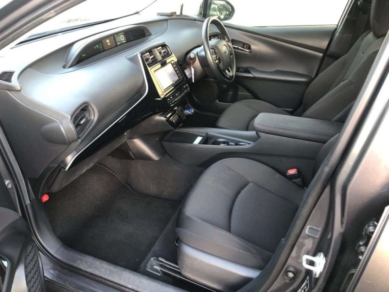 TOYOTA PRIUS 2019/11