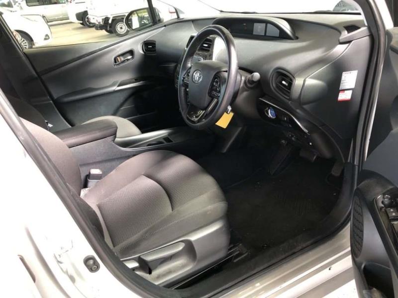 TOYOTA PRIUS 2020/10