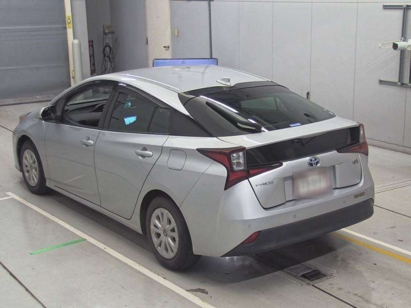 TOYOTA PRIUS 2020/10