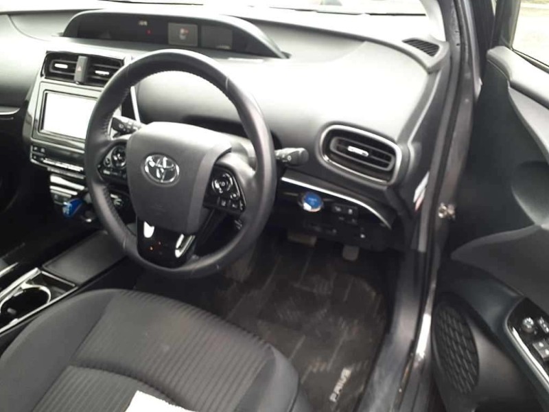 TOYOTA PRIUS 2020/10