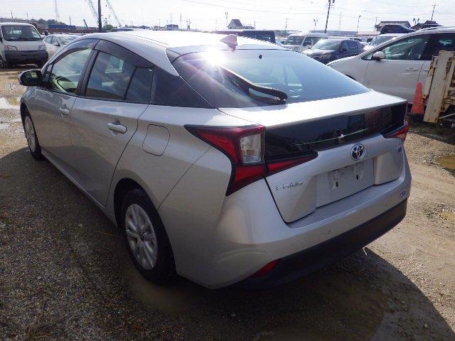 TOYOTA PRIUS 2020/10