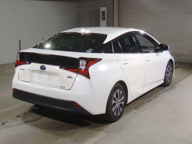 TOYOTA PRIUS 2020/10