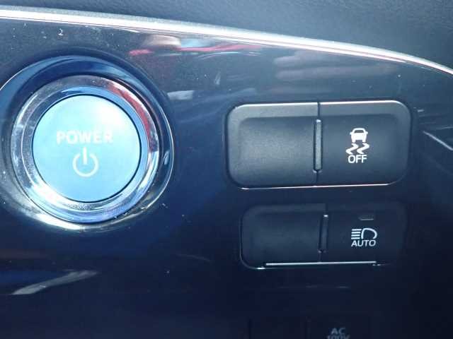 TOYOTA PRIUS 2020/12