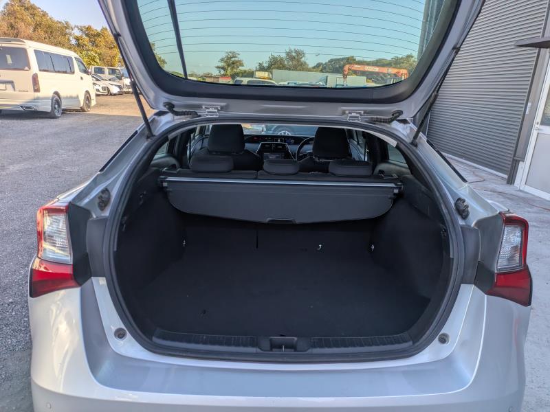 TOYOTA PRIUS 2020/11