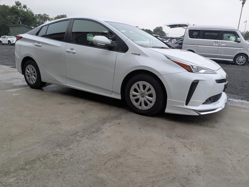 TOYOTA PRIUS 2021/6