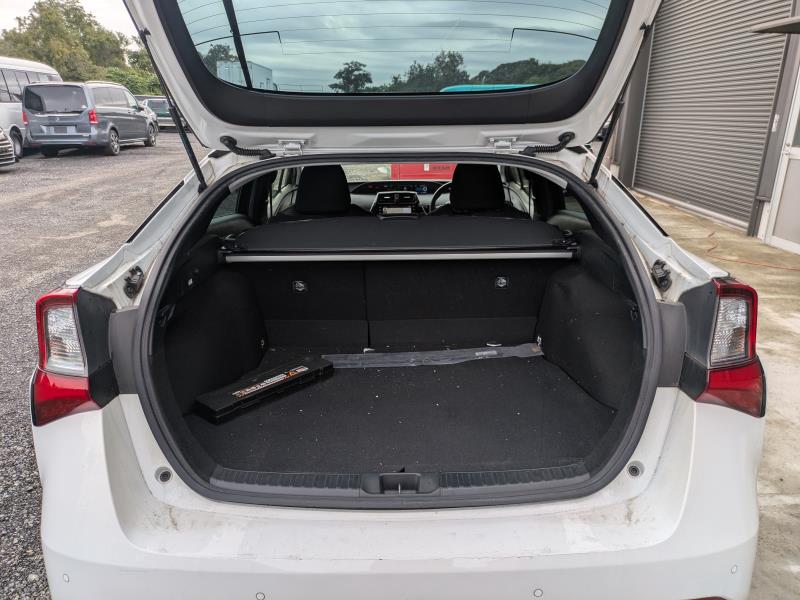 TOYOTA PRIUS 2022/10